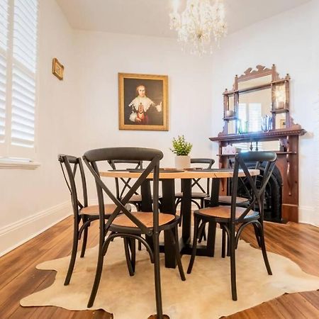 Historic Beauty In The Cbd! Parking And Wifi Daire Launceston Dış mekan fotoğraf