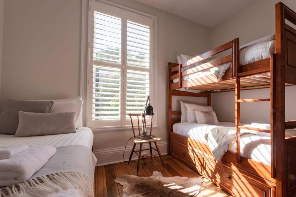 Historic Beauty In The Cbd! Parking And Wifi Daire Launceston Dış mekan fotoğraf