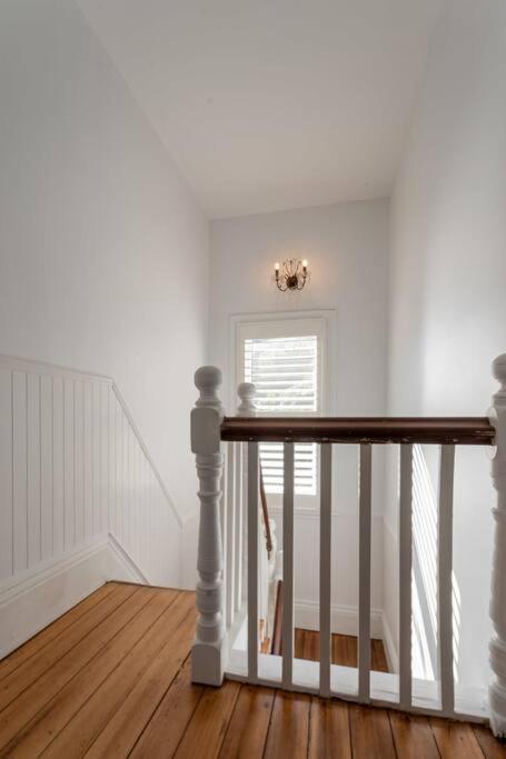Historic Beauty In The Cbd! Parking And Wifi Daire Launceston Dış mekan fotoğraf